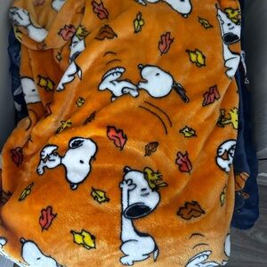 Snoopy Fleece Blanket with Fall Leaves